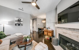 4800 W Lovers Lane