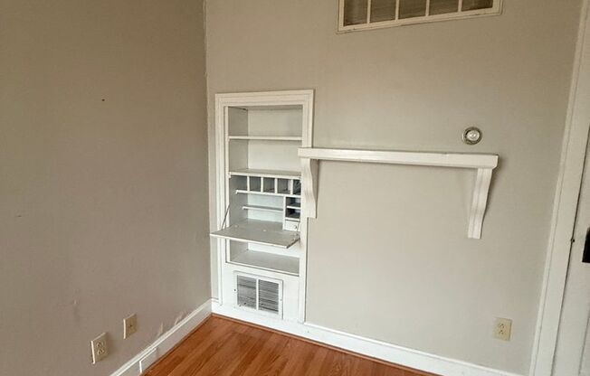 1 bed, 1 bath, $850, Unit 3