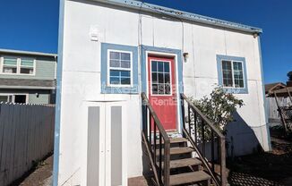 2121 65 AVE