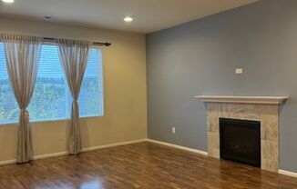 3 beds, 2.5 baths, $2,850