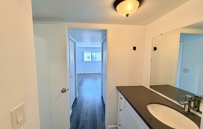 1 bed, 1 bath, 800 sqft, $2,200, Unit 109
