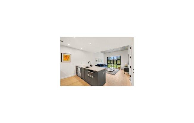 1 bed, 1 bath, $7,350, Unit 5G