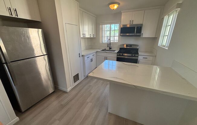 Park View Apartments in The Heart of San Diego!