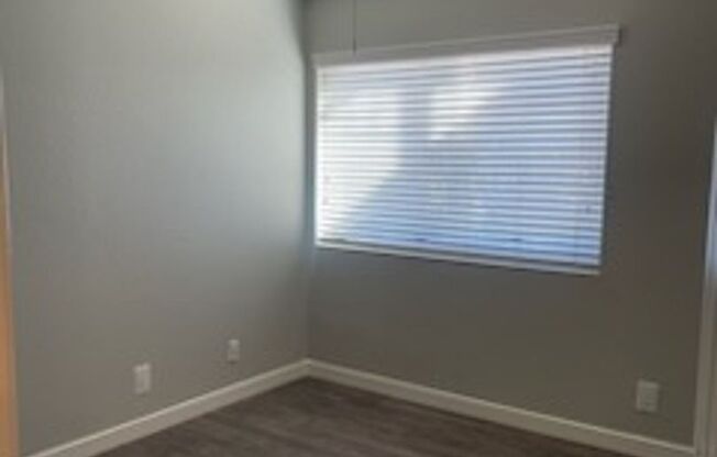 2 beds, 2 baths, 850 sqft, $2,820, Unit 835-06