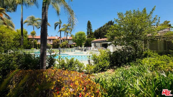 1488 PALISADES DR