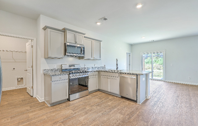 124 PONTORIA DR