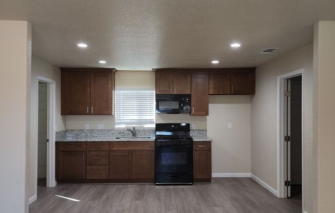 2 Bedroom 1 Bath with Washer and Dryer Hook-ups
