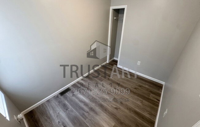 3 beds, 1 bath, 895 sqft, $1,350