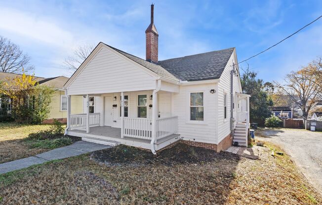 Remodeled 1930’s 2 Bed & 1 Bath Home in Downtown Durham!