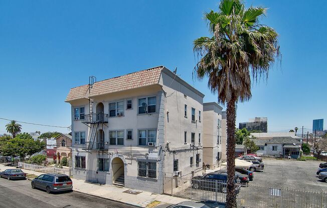 Studio, 1 bath, 156 sqft, $1,095.42, Unit 205