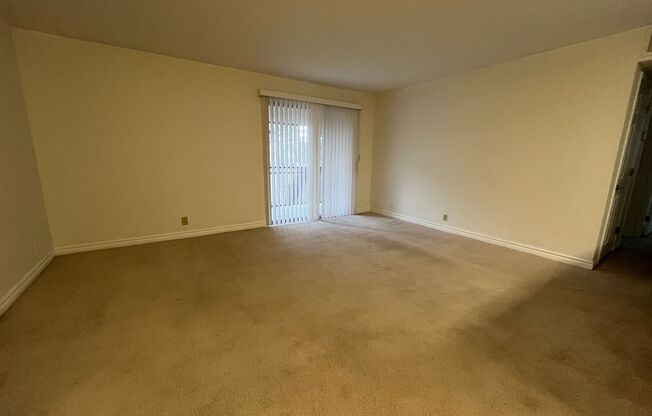 2 beds, 1 bath, $1,195, Unit # 96