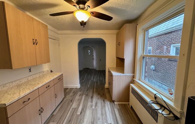 3 beds, 1 bath, $1,650