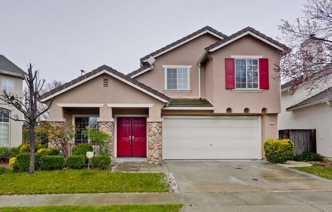 Awesome 3 Bedroom  Home Near Rivermark Plaza!