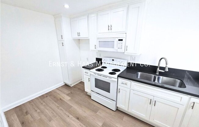 1527 Junipero Ave.