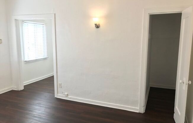 1 bed, 1 bath, 600 sqft, $1,745, Unit 127E10