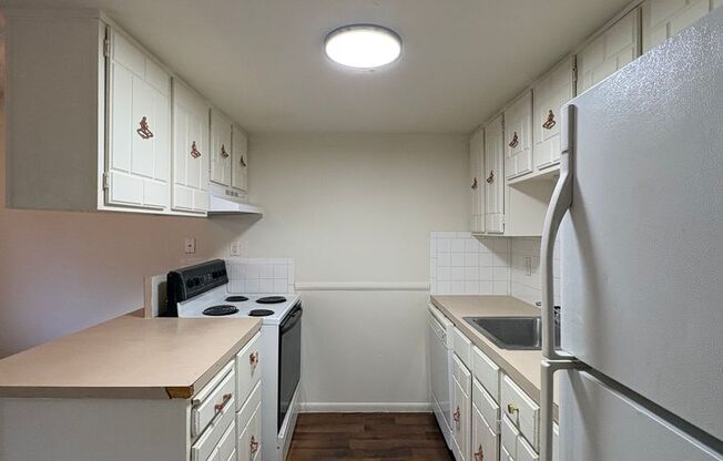 Carr Apartments | 1, 2 & 3 Bedroom Apartments in Lakewood!
