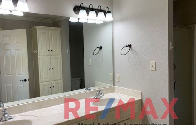 3 beds, 2 baths, $1,500, Unit Quapaw Subdivision