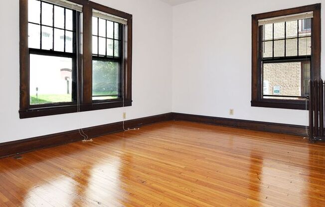 1 bed, 1 bath, 420 sqft, $945, Unit 7 - 06