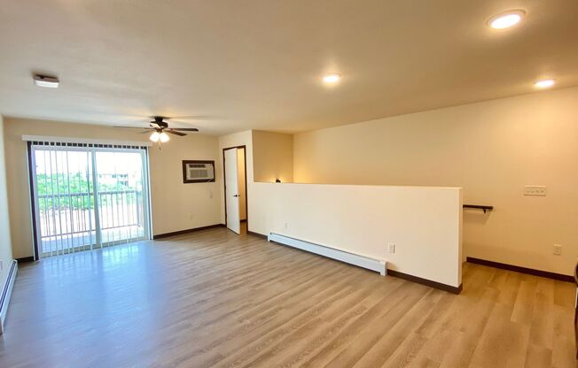 2 beds, 2 baths, 1,004 sqft, $1,345, Unit WI 3525-30