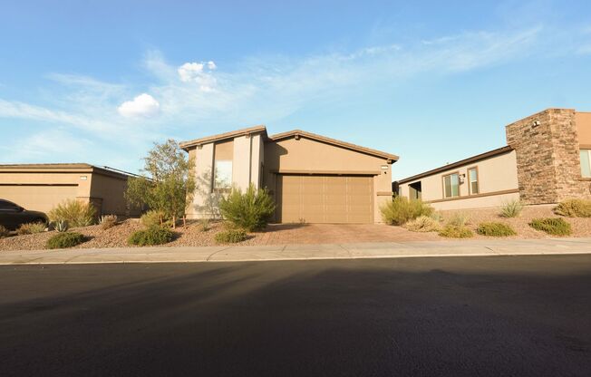 A Fabulous 2 Bedroom home with a Pool in Henderson Furnished or NOT!!!