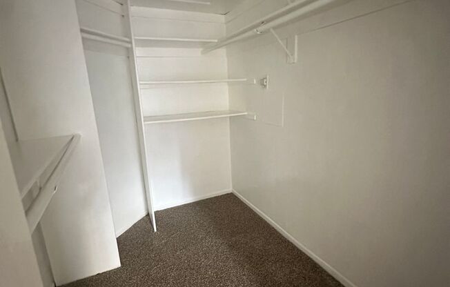 1 bed, 1 bath, 700 sqft, $1,995, Unit 304
