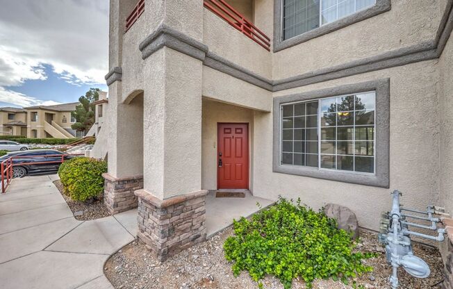 First-Floor 3BR/2BA Gated Condo with Resort-Style Pool & Spa