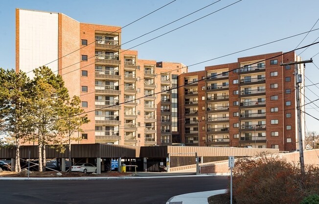 1 bed, 1 bath, 702 sqft, $2,100, Unit 108