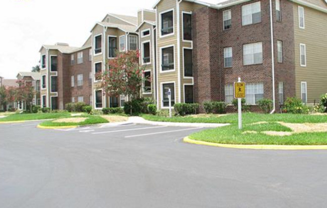First Floor 1 Bedroom Condo In Orlando Area!