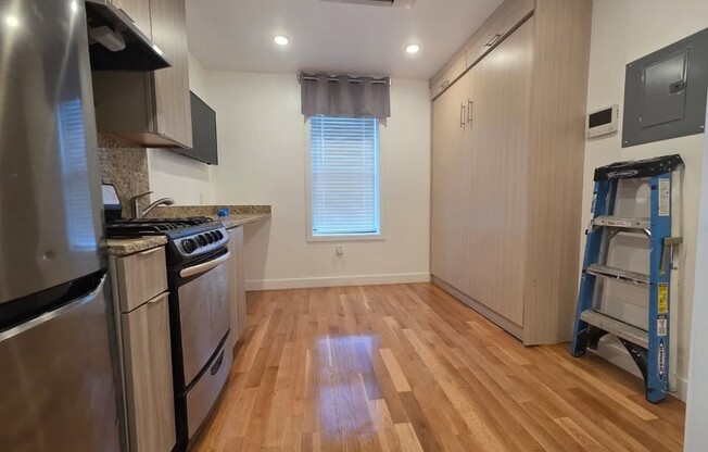 Studio, 1 bath, $1,550, Unit 15