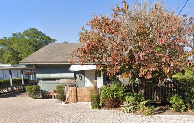 715 SW 2 CT - CASAMAX