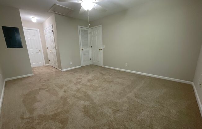 1 bed, 1 bath, 765 sqft, $1,075, Unit 2706-7