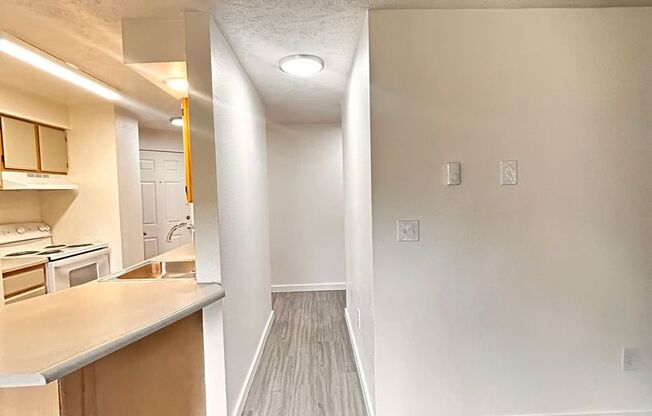 2 beds, 1 bath, 902 sqft, $1,375, Unit W - 053