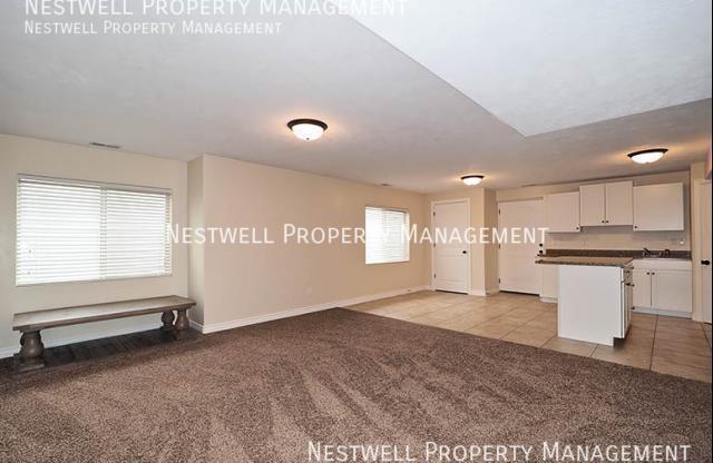 6082 W CEDAR FRK DR