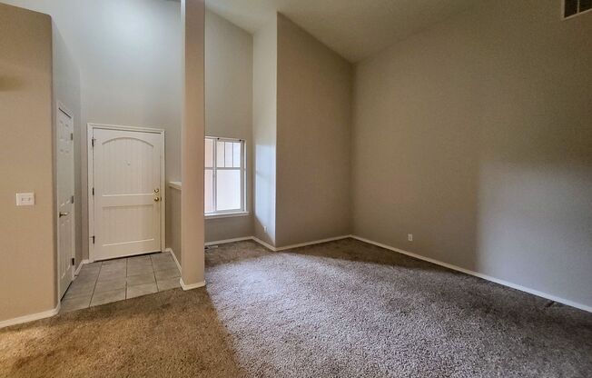 Spacious Home with Vaulted Ceilings ~ Mule Deer 2345