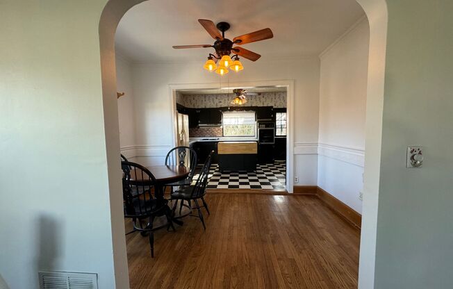 238 Spruce Street New Windsor, NY $3400 (unfurnished) or $3800 (furnished)