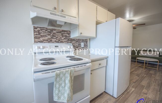 2 beds, 1 bath, 810 sqft, $1,325, Unit 75