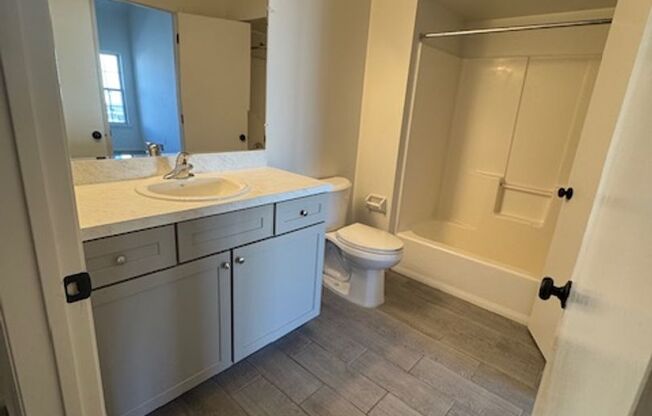 2 beds, 1.5 baths, 1,376 sqft, $2,800, Unit 1503