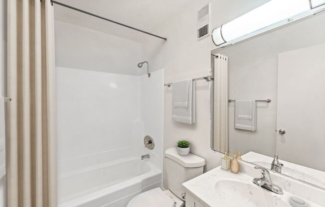 3 beds, 2 baths, 1,170 sqft, $2,795, Unit G-04