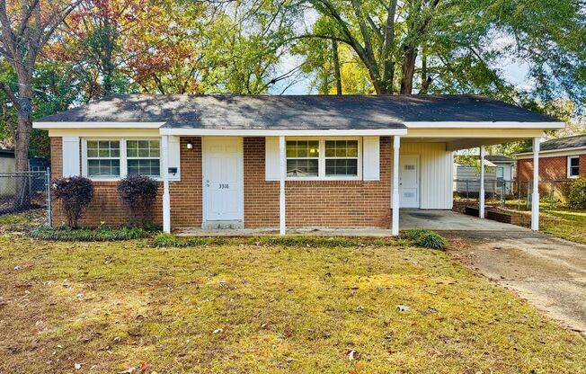 Charming 3-Bedroom Home with Cozy Living Spaces!