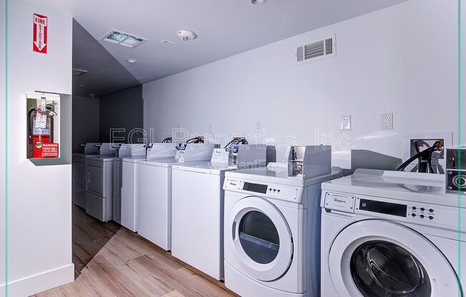 1 bed, 1 bath, 607 sqft, $2,350, Unit 602