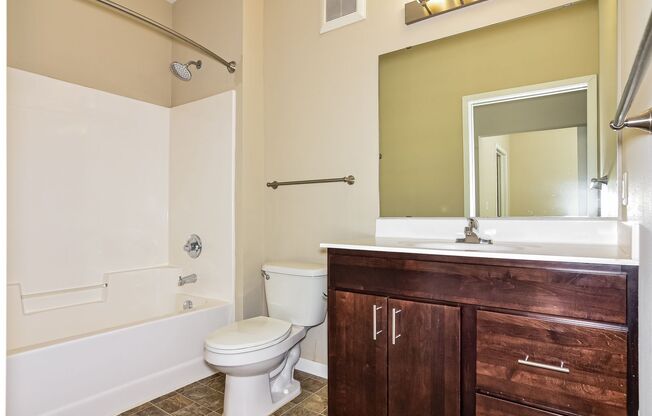Studio, 1 bath, 555 sqft, $1,499, Unit 136