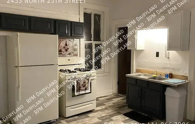 2453 N 25 ST