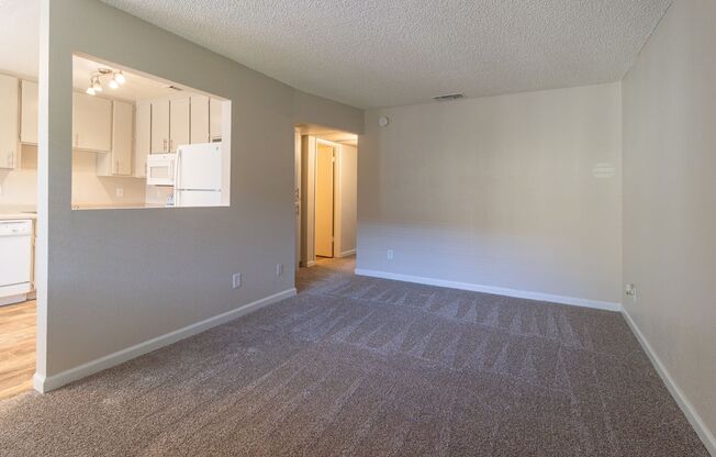 2 beds, 1 bath, $1,575, Unit 24