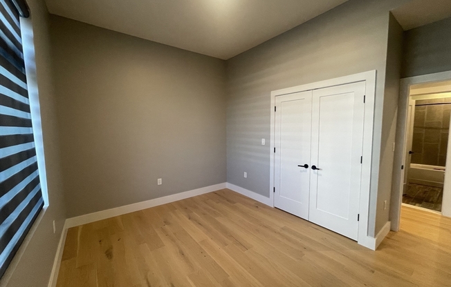 2 beds, 2 baths, 918 sqft, $3,595, Unit 220
