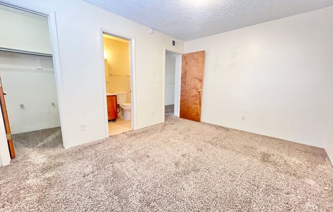 2 beds, 1.5 baths, 948 sqft, $975, Unit Unit 37