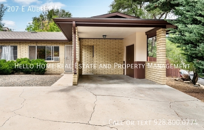 207 E AUBREY ST