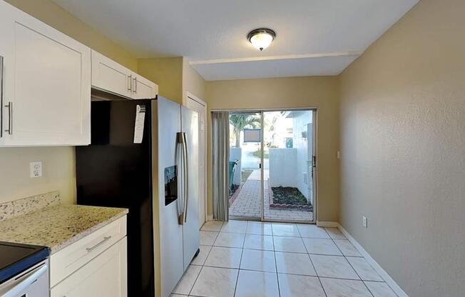 4856 NW 116 CT