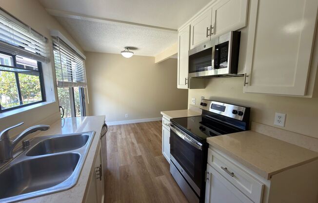 IRVINE 1 BED, 1 BATH CONDO- $2,675 ("THE SPRINGS" COMMUNITY)