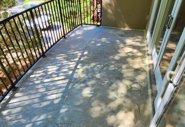 2 beds, 2 baths, $2,025, Unit # 106
