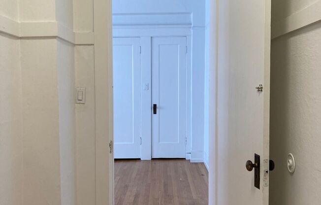 Studio, 1 bath, 335 sqft, $1,895, Unit Unit 310 (furnished)